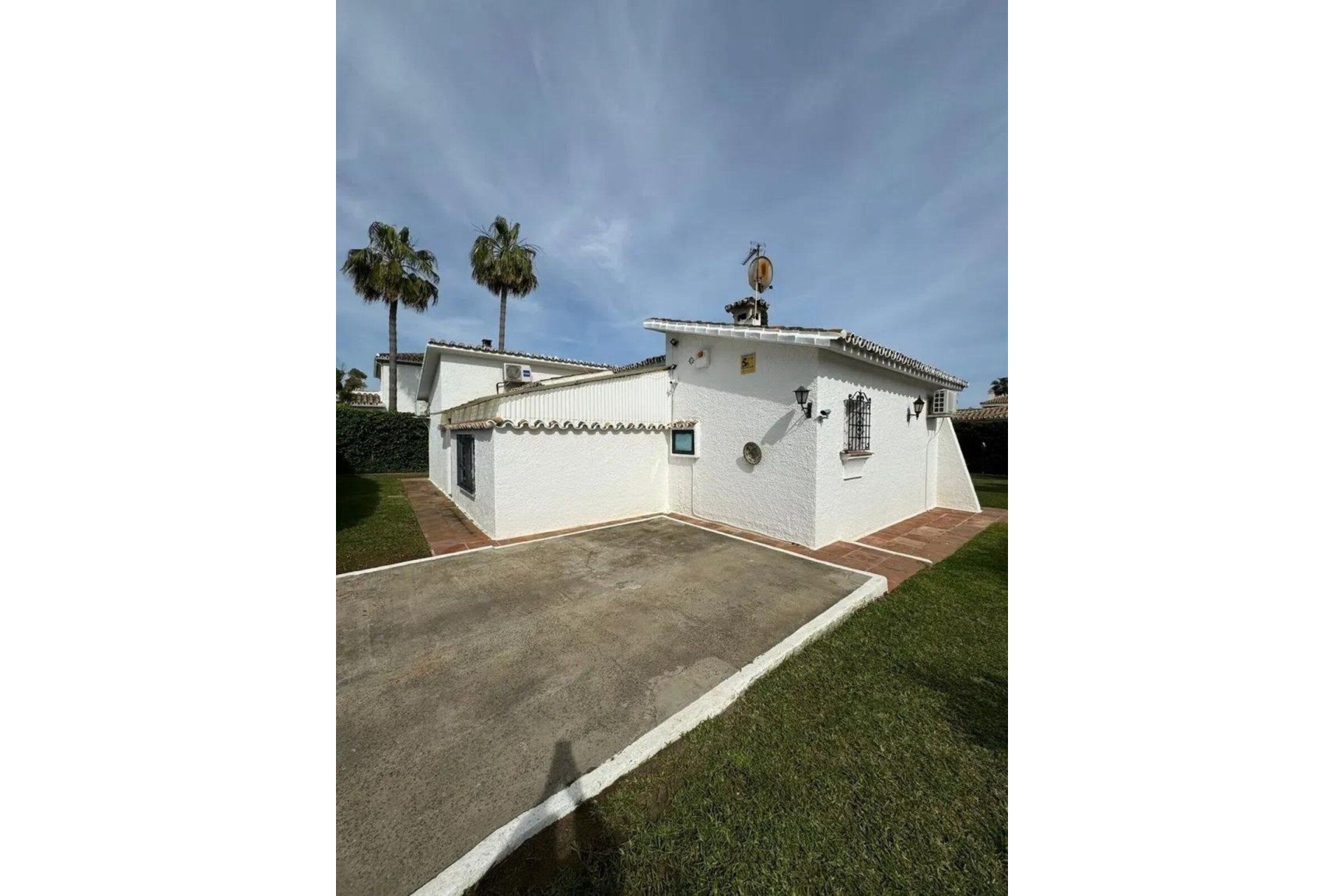 Wiederverkauf - Villa - Estepona - Costalita