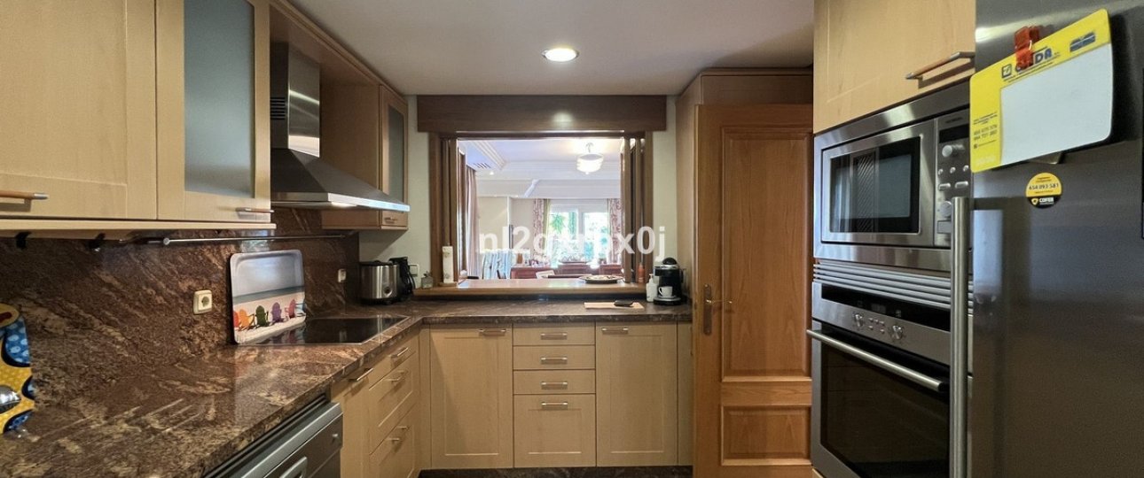 Wiederverkauf - Villa - Estepona - Costalita