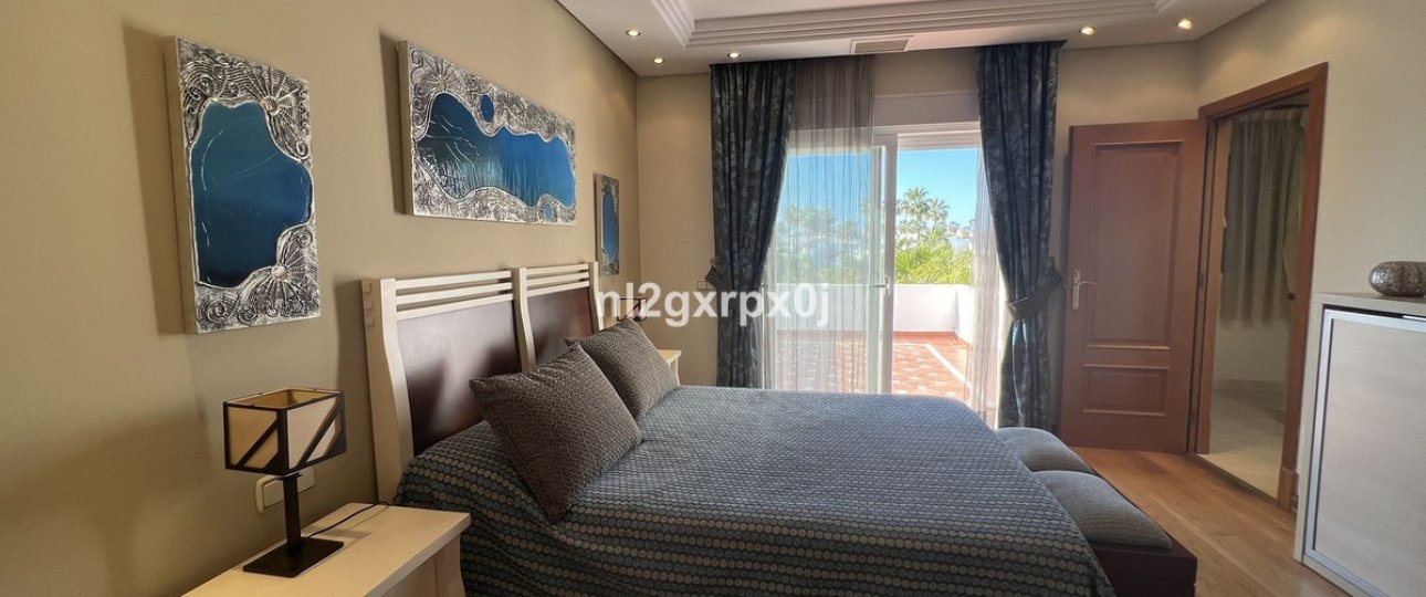 Wiederverkauf - Villa - Estepona - Costalita