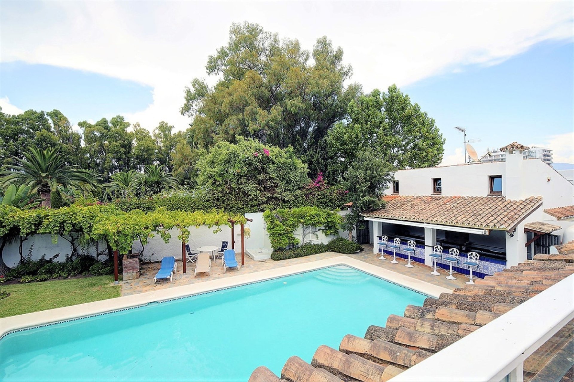 Wiederverkauf - Villa - Estepona - Costalita