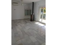 Wiederverkauf - Villa - Estepona - El Padron