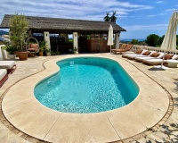 Wiederverkauf - Villa - Estepona - El Padron