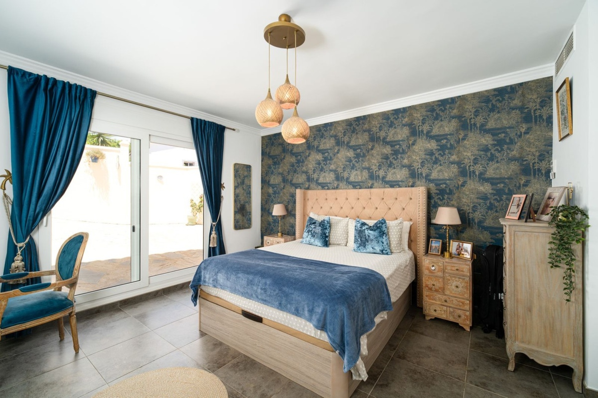 Wiederverkauf - Villa - Estepona - El Padron