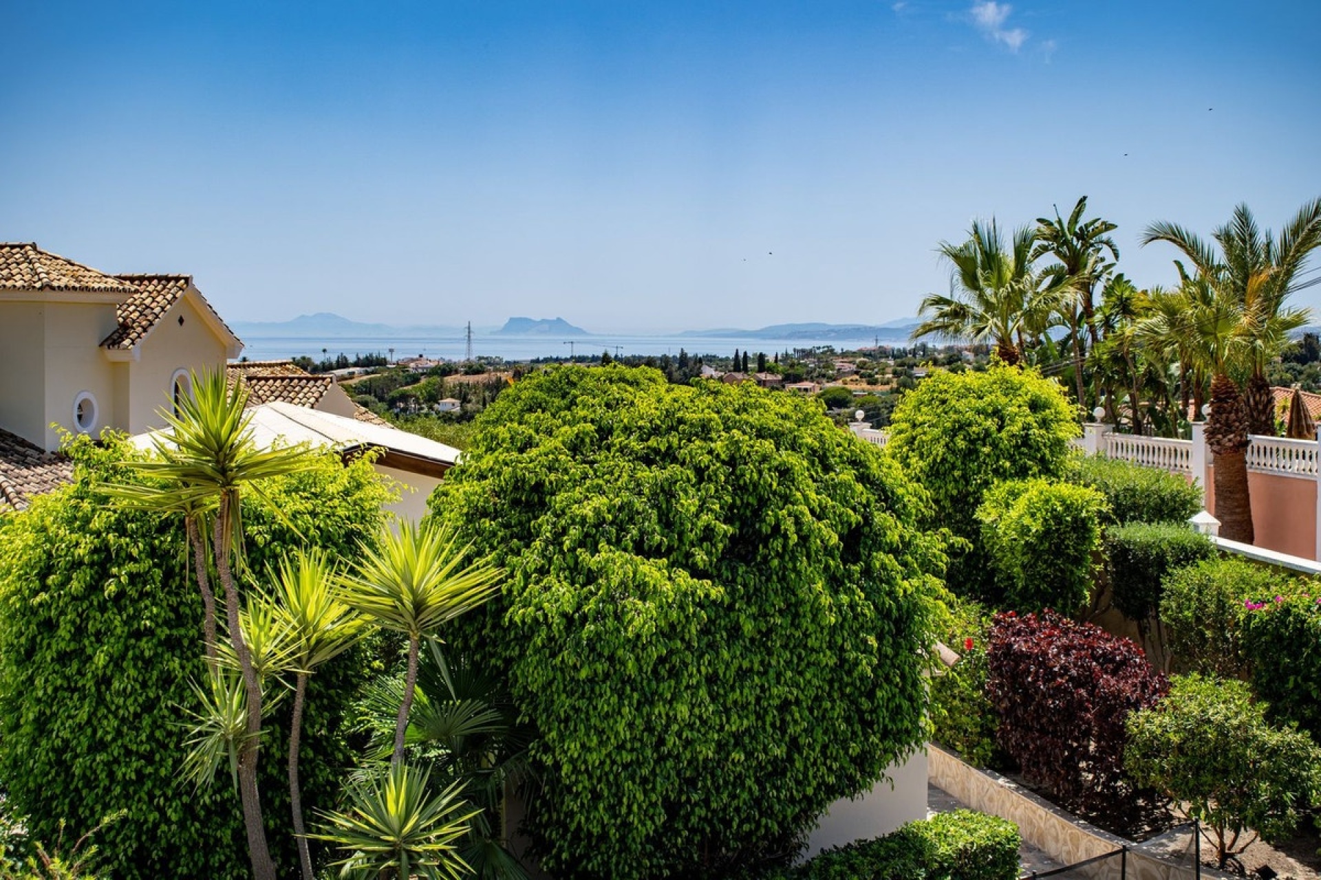 Wiederverkauf - Villa - Estepona - El Padron