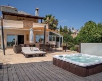 Wiederverkauf - Villa - Estepona - El Padron
