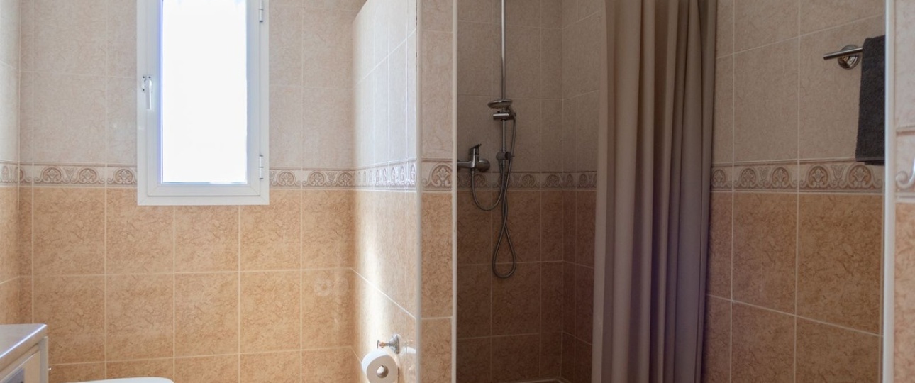 Wiederverkauf - Villa - Estepona - El Padron
