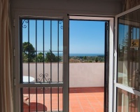 Wiederverkauf - Villa - Estepona - El Padron