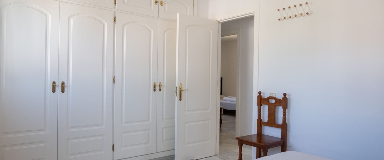Wiederverkauf - Villa - Estepona - El Padron