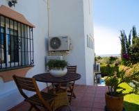 Wiederverkauf - Villa - Estepona - El Padron