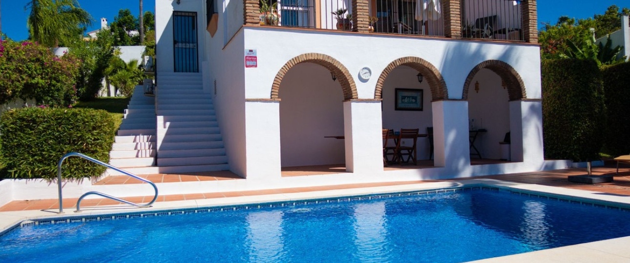 Wiederverkauf - Villa - Estepona - El Padron