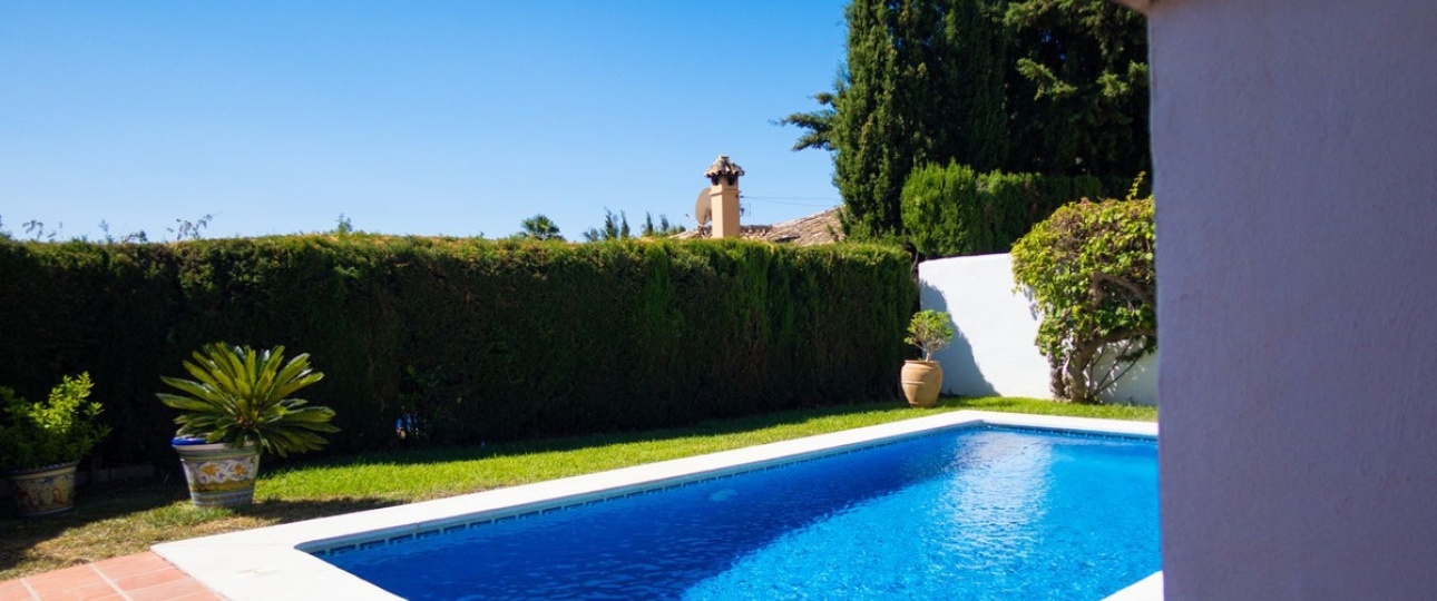 Wiederverkauf - Villa - Estepona - El Padron
