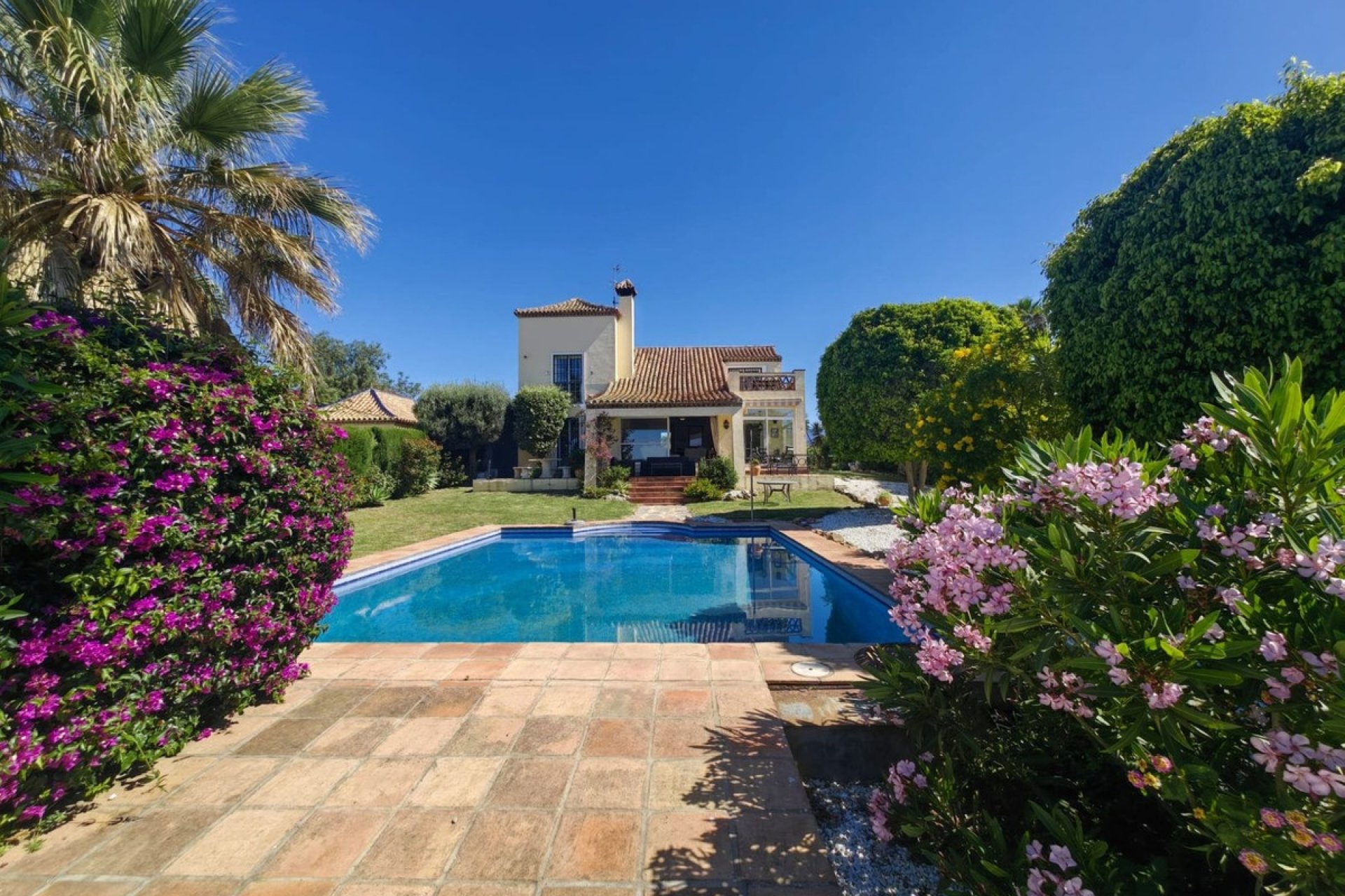 Wiederverkauf - Villa - Estepona - Estepona Centro