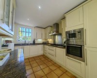 Wiederverkauf - Villa - Estepona - Estepona Centro