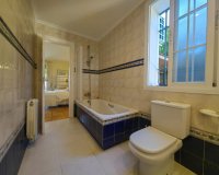 Wiederverkauf - Villa - Estepona - Estepona Centro