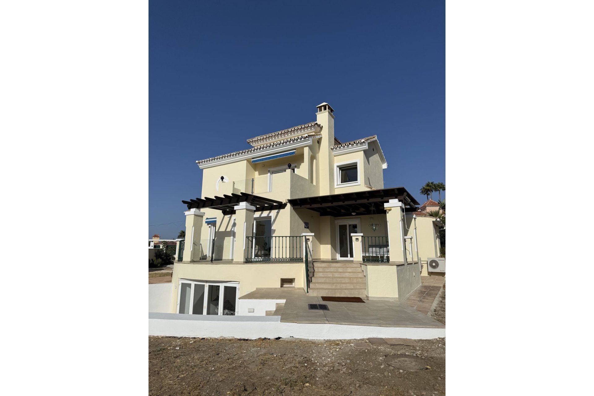 Wiederverkauf - Villa - Estepona - Estepona Centro