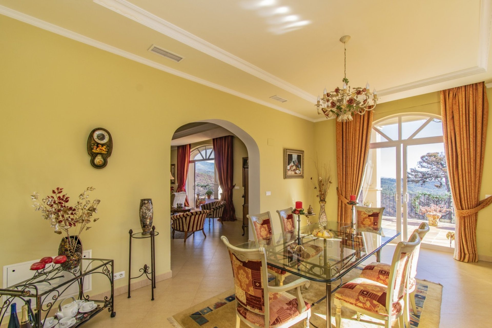 Wiederverkauf - Villa - Estepona - Estepona Centro