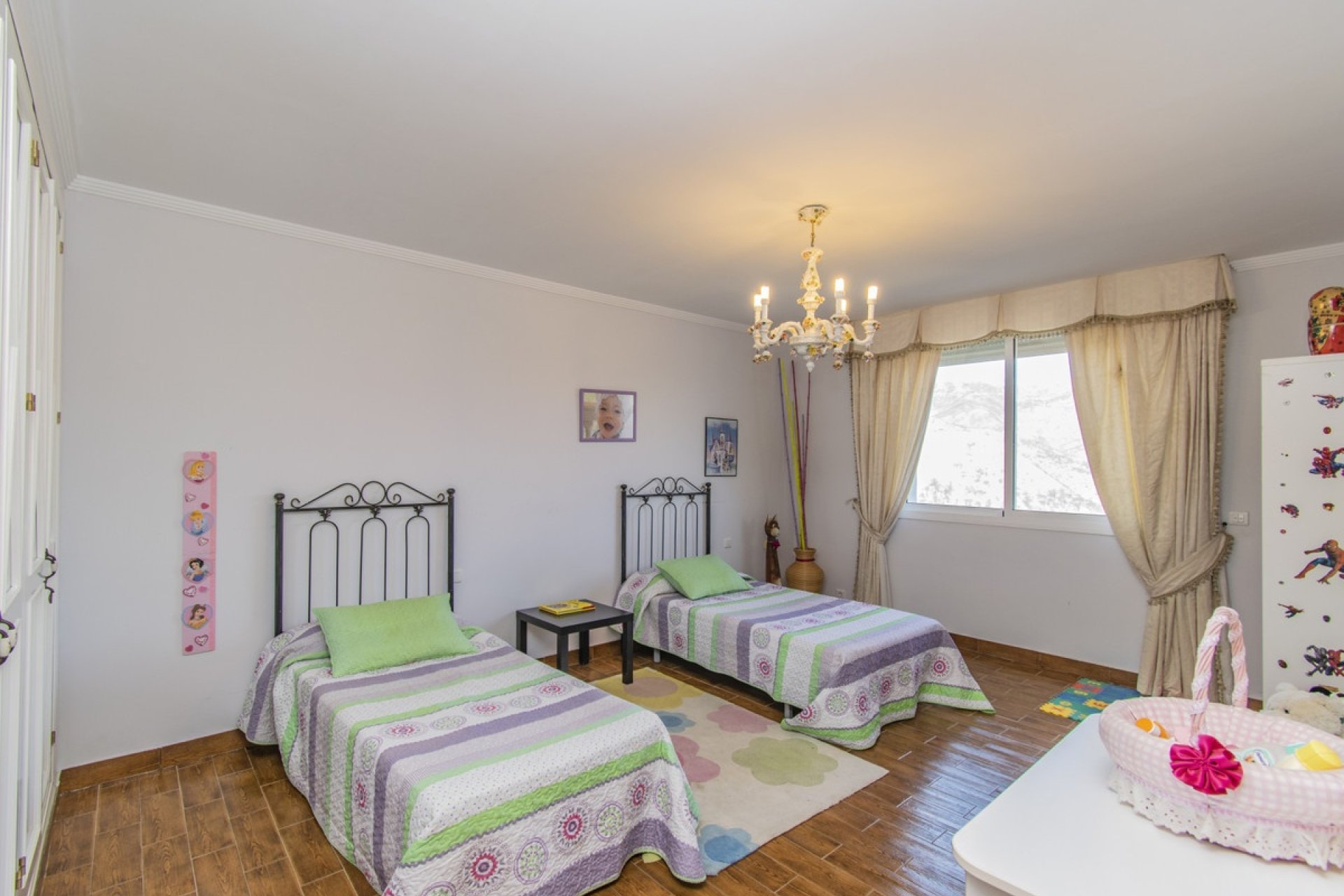 Wiederverkauf - Villa - Estepona - Estepona Centro