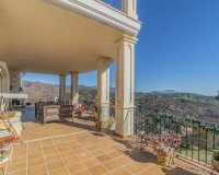Wiederverkauf - Villa - Estepona - Estepona Centro