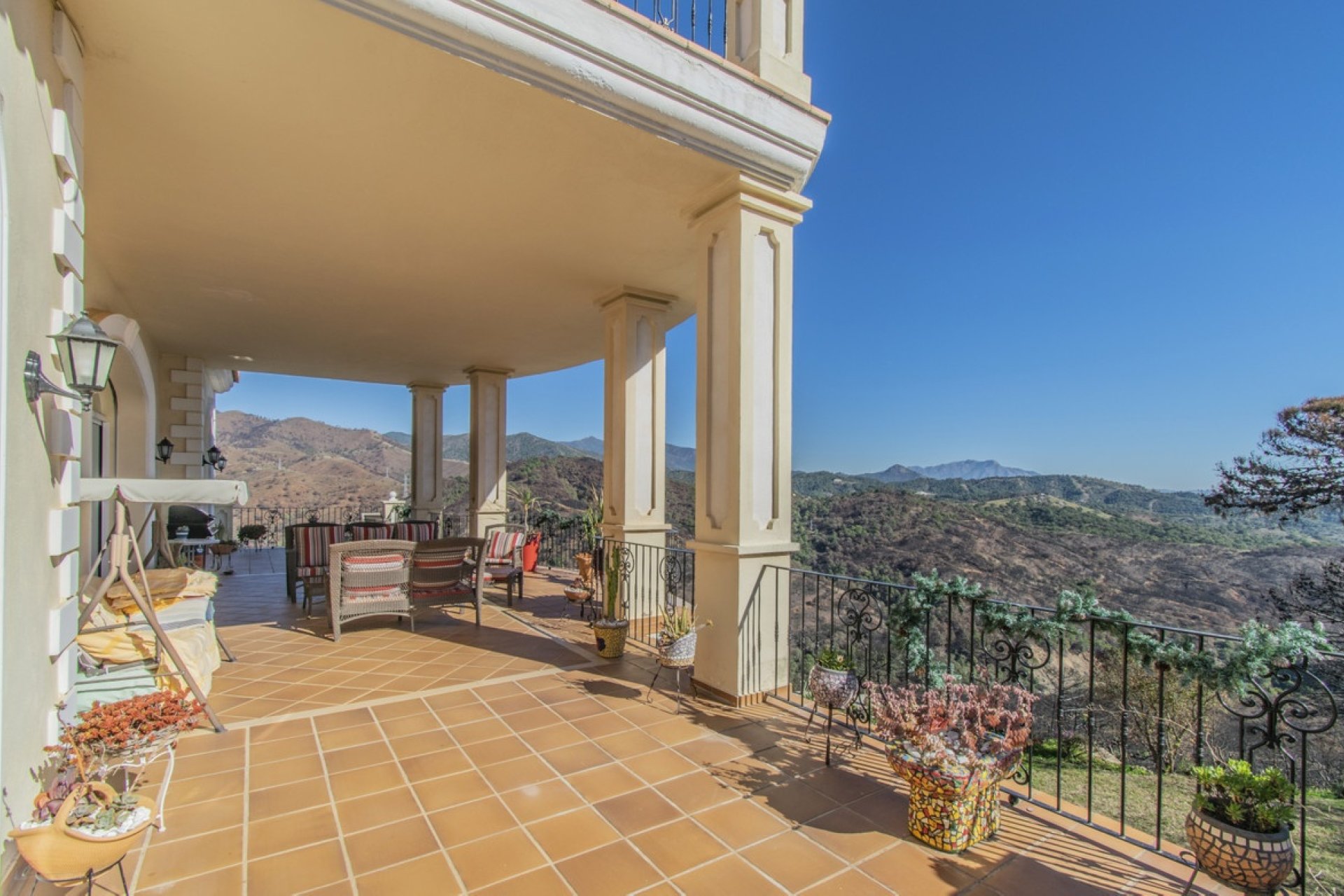 Wiederverkauf - Villa - Estepona - Estepona Centro