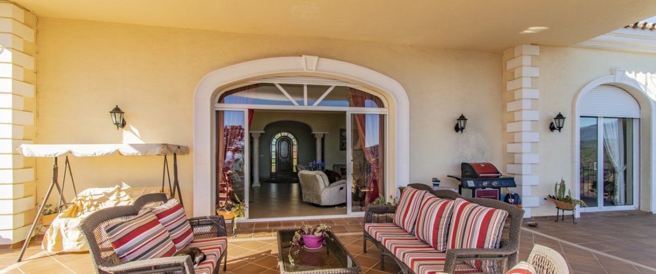 Wiederverkauf - Villa - Estepona - Estepona Centro