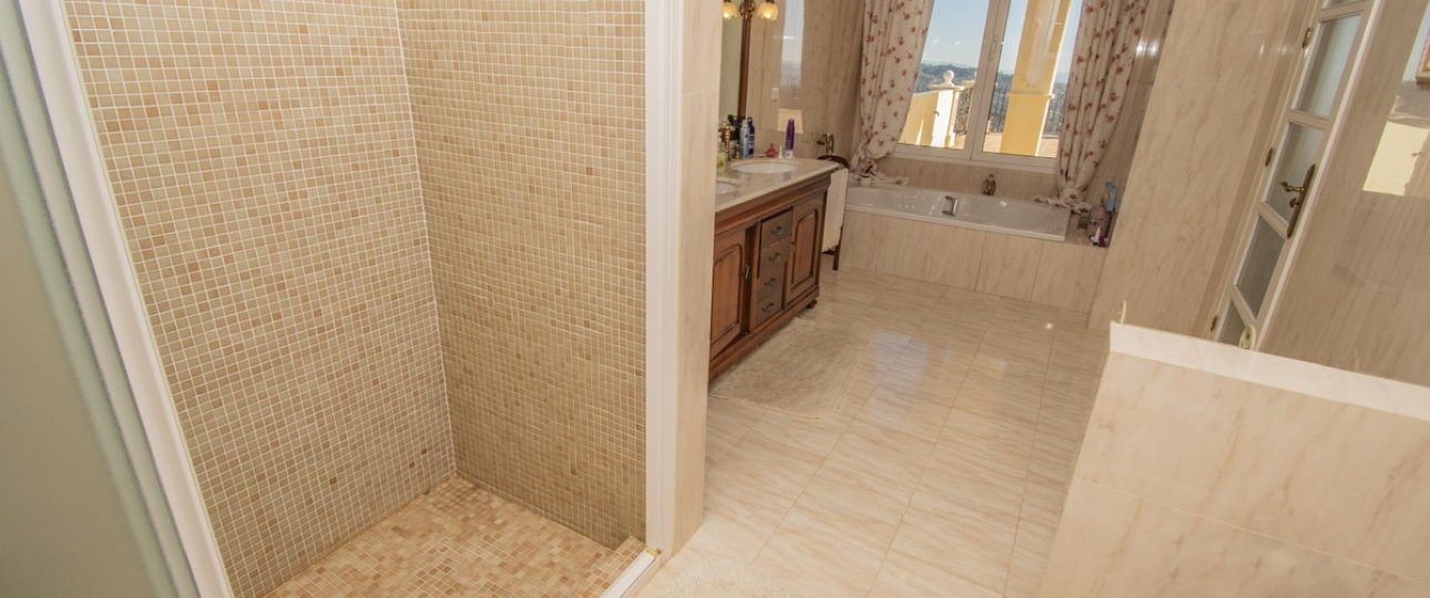 Wiederverkauf - Villa - Estepona - Estepona Centro