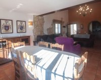 Wiederverkauf - Villa - Estepona - Estepona Centro