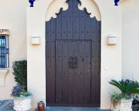 Wiederverkauf - Villa - Estepona - Estepona Centro
