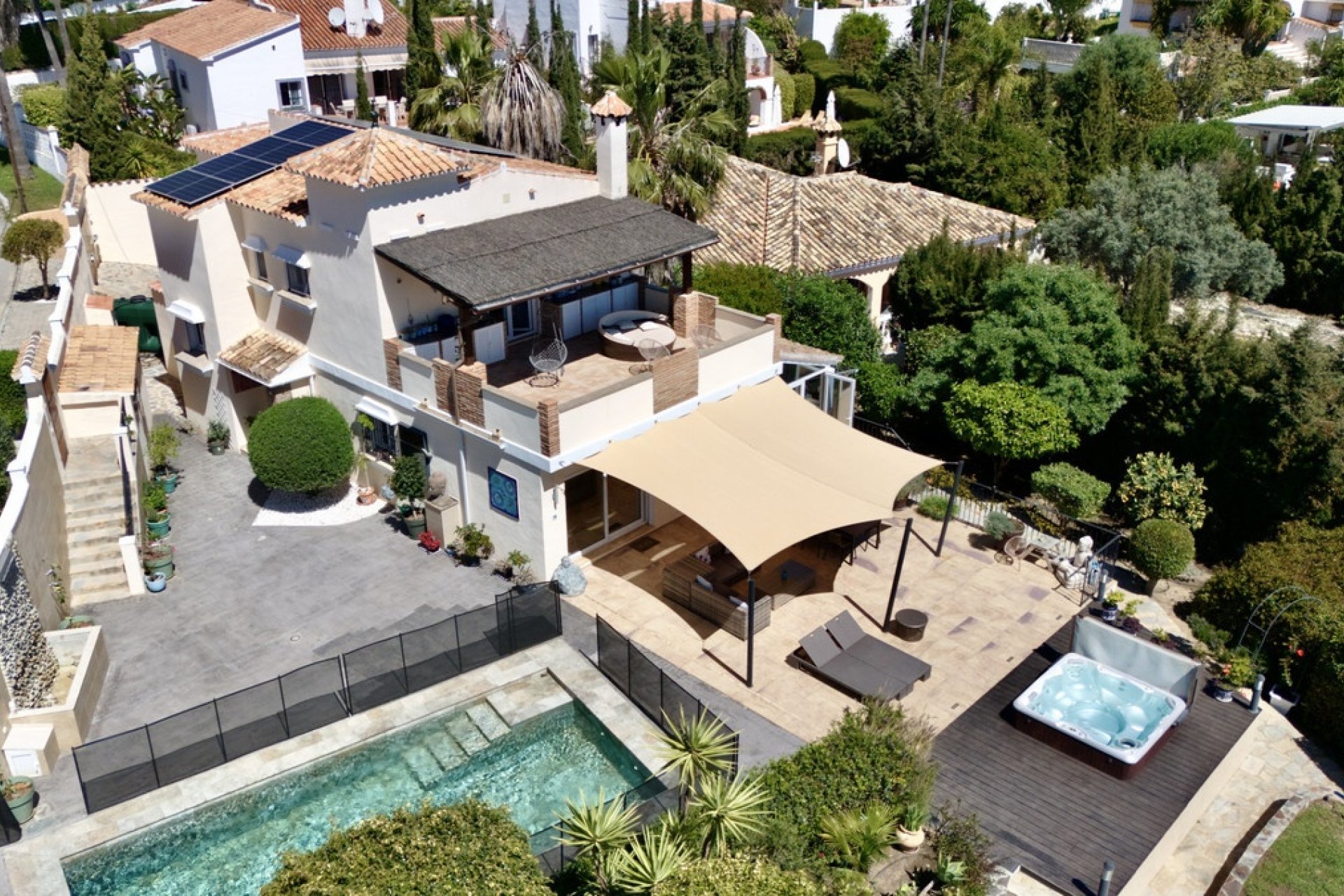 Wiederverkauf - Villa - Estepona - Estepona Centro