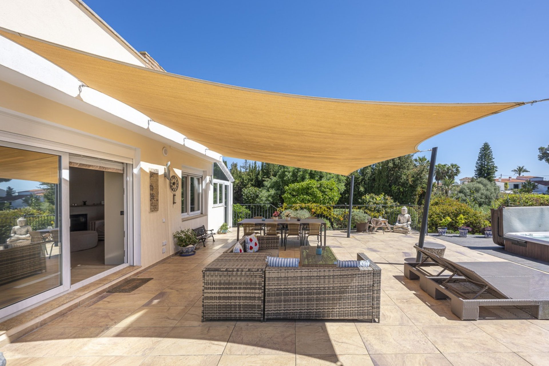 Wiederverkauf - Villa - Estepona - Estepona Centro