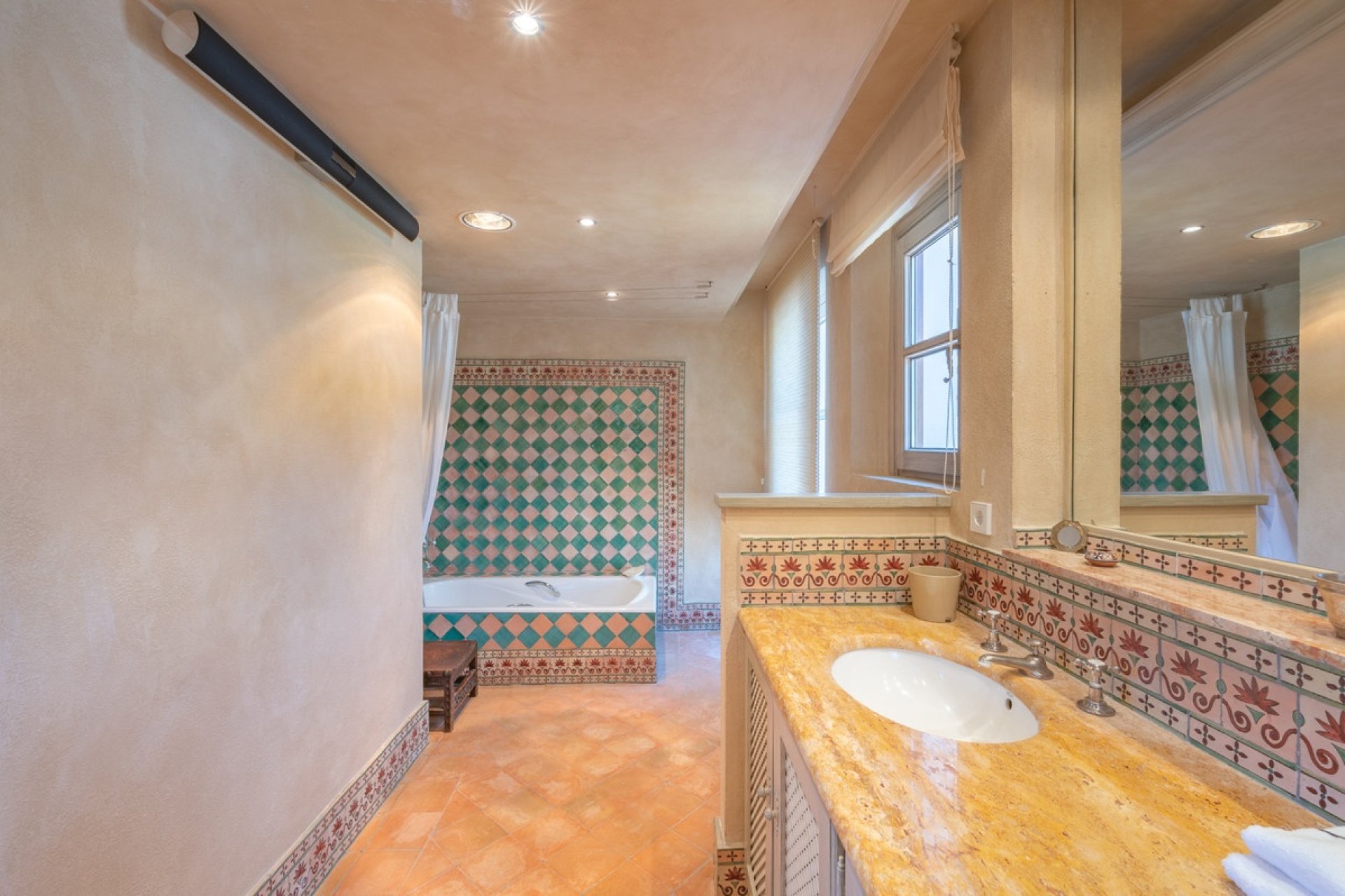 Wiederverkauf - Villa - Estepona - Estepona Centro