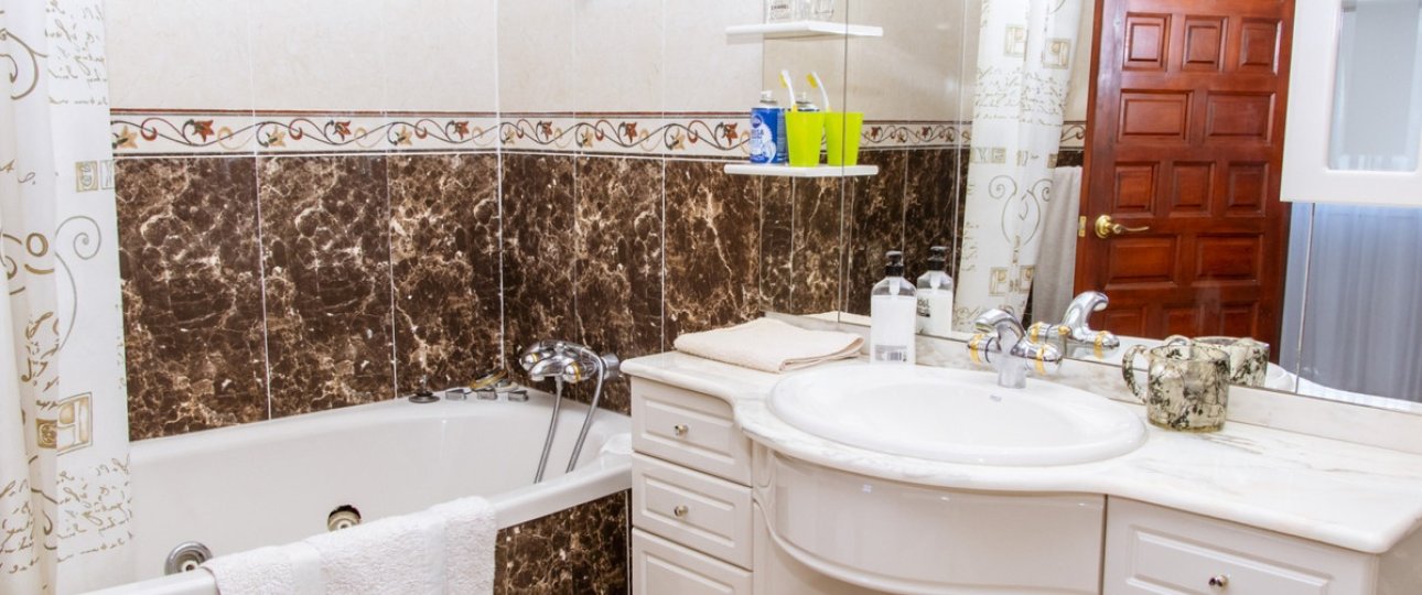 Wiederverkauf - Villa - Estepona - Estepona Centro