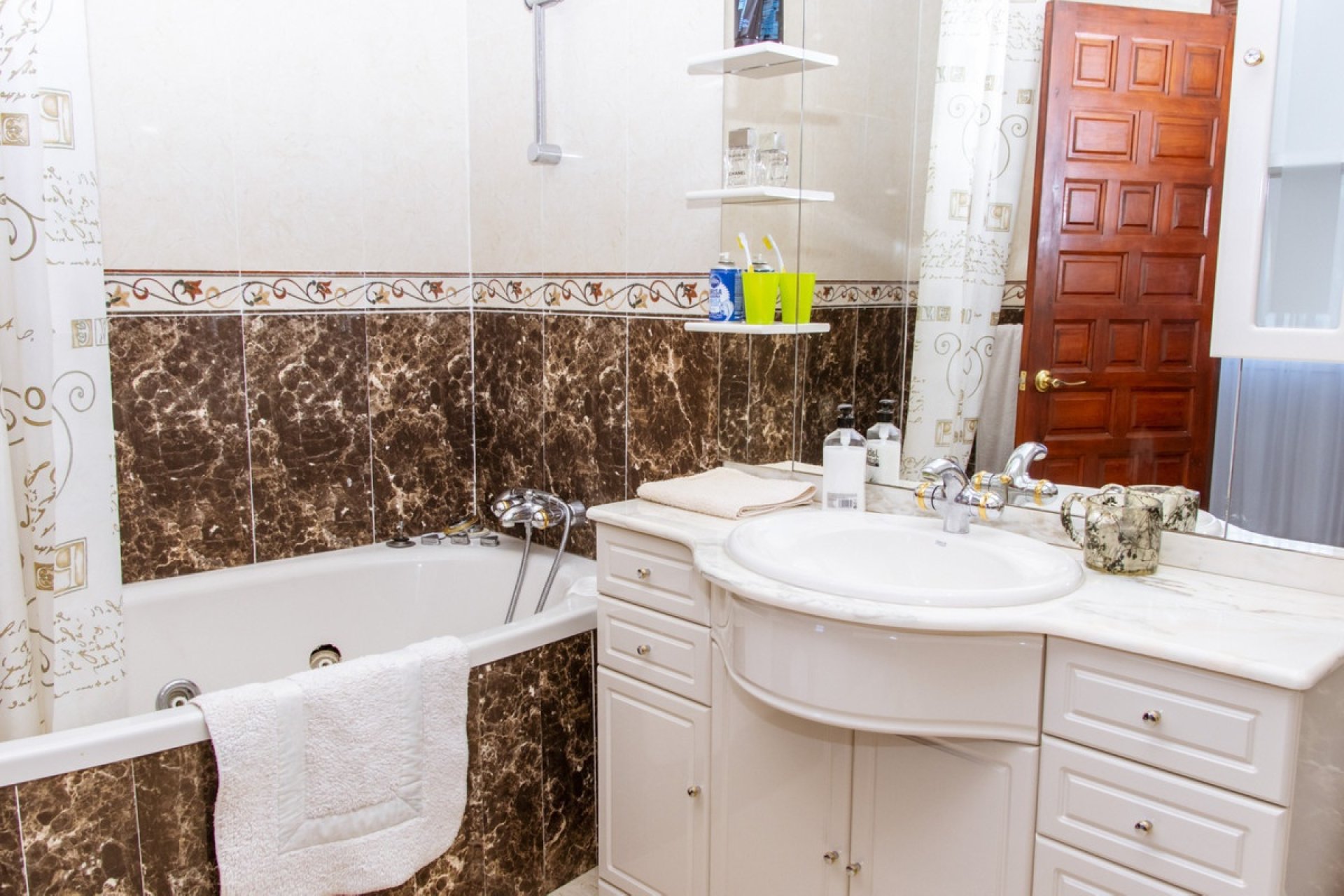Wiederverkauf - Villa - Estepona - Estepona Centro