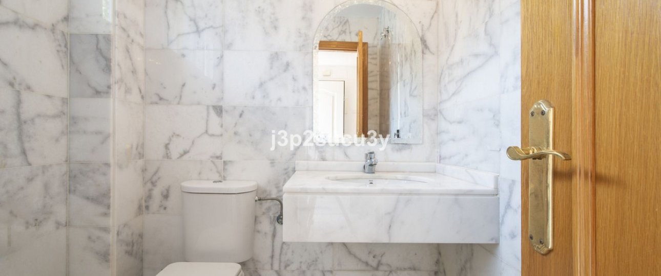 Wiederverkauf - Villa - Estepona - Estepona Centro