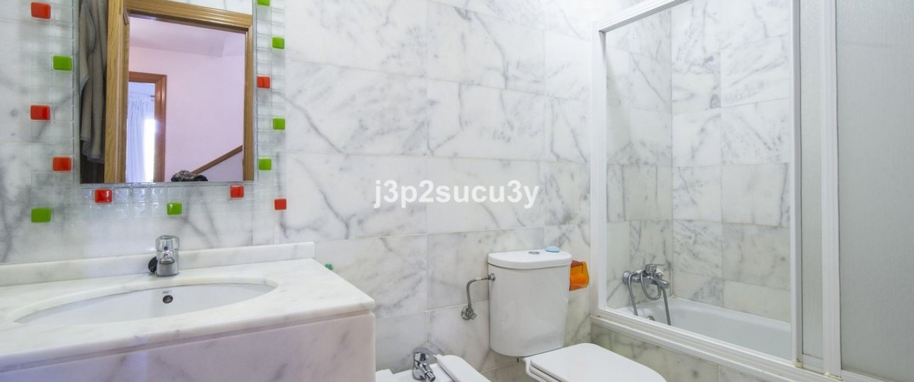 Wiederverkauf - Villa - Estepona - Estepona Centro