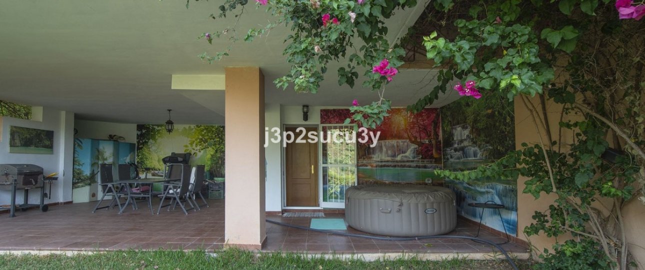 Wiederverkauf - Villa - Estepona - Estepona Centro