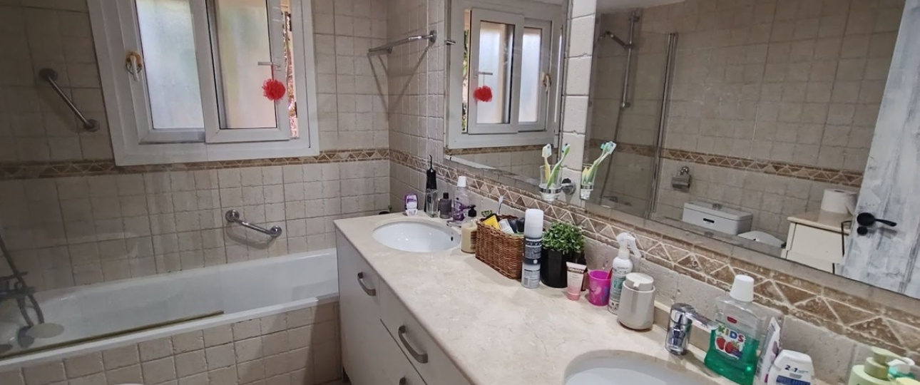 Wiederverkauf - Villa - Estepona - Estepona Centro
