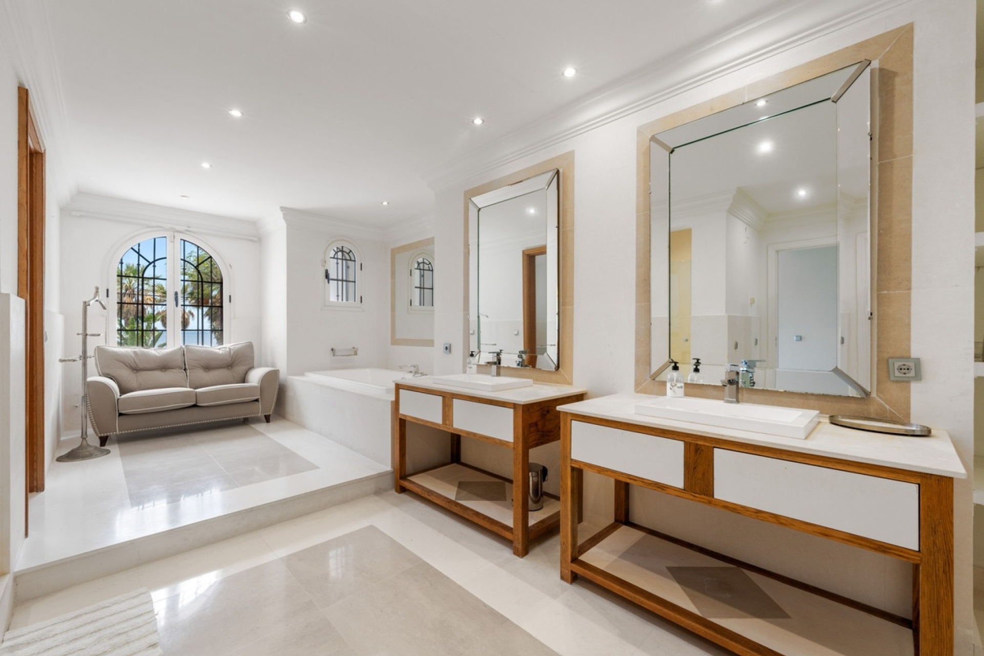 Wiederverkauf - Villa - Estepona - Estepona Centro