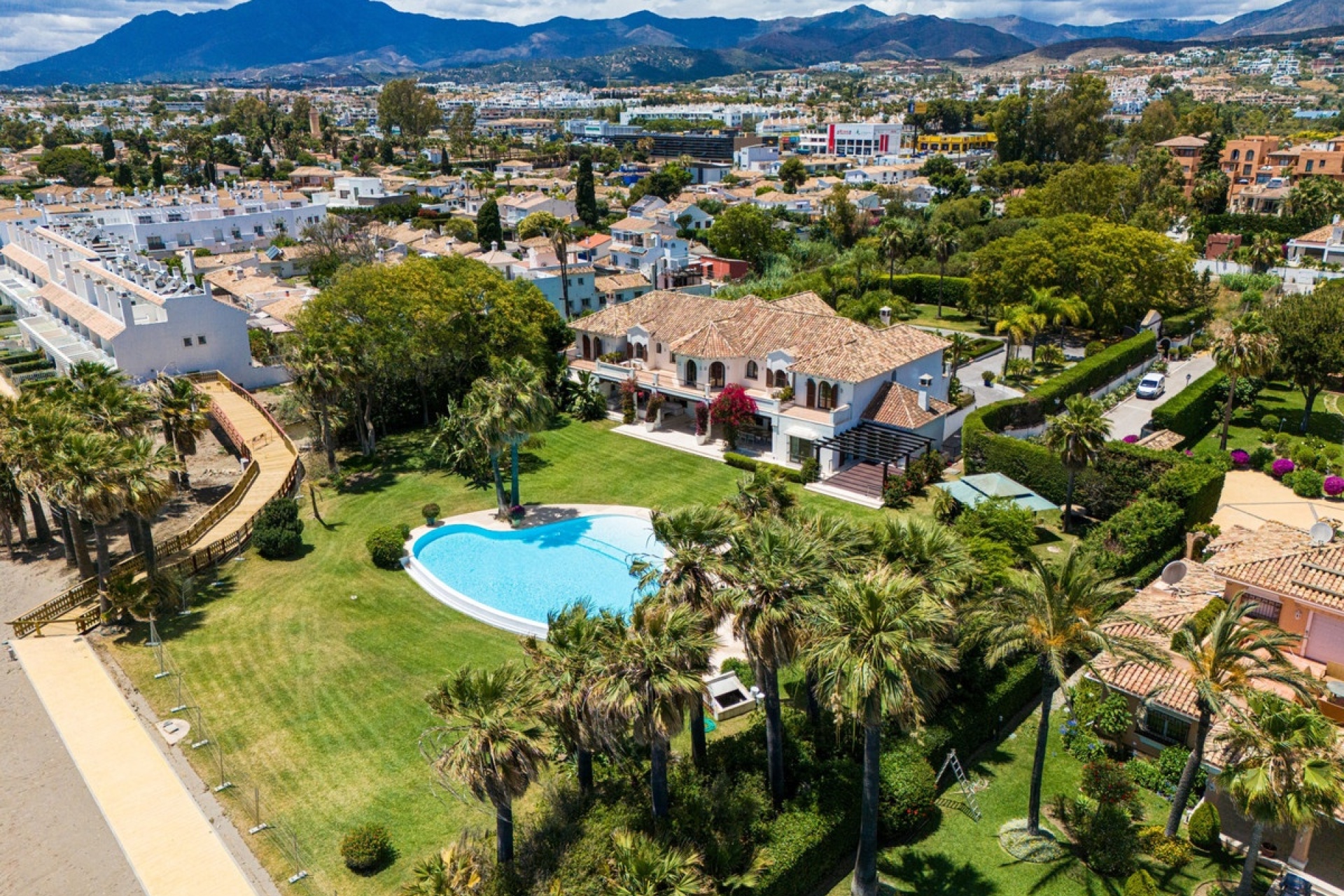 Wiederverkauf - Villa - Estepona - Estepona Centro