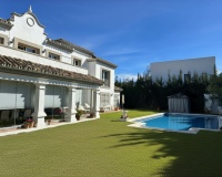 Wiederverkauf - Villa - Estepona - Estepona Centro