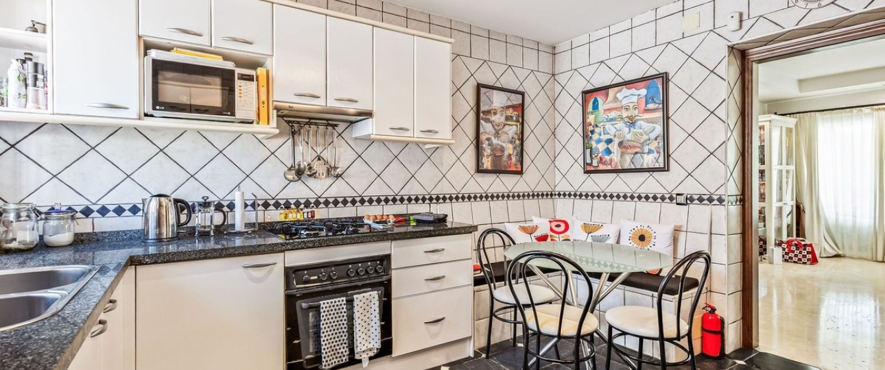Wiederverkauf - Villa - Estepona - Estepona Centro
