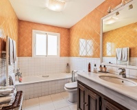 Wiederverkauf - Villa - Estepona - Estepona Centro