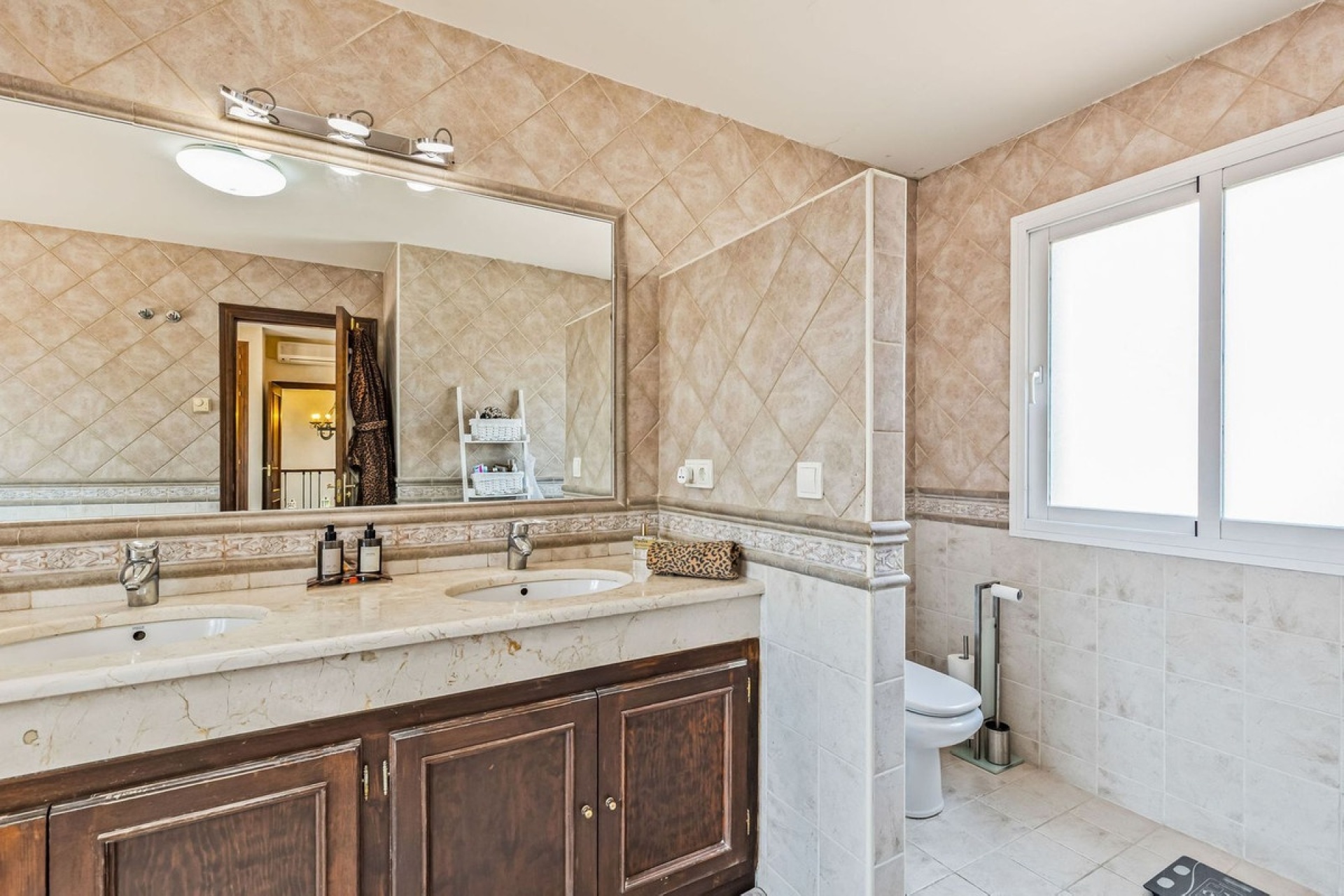 Wiederverkauf - Villa - Estepona - Estepona Centro