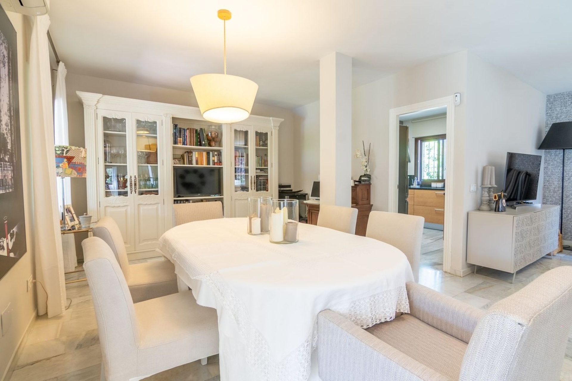 Wiederverkauf - Villa - Estepona - Estepona Centro