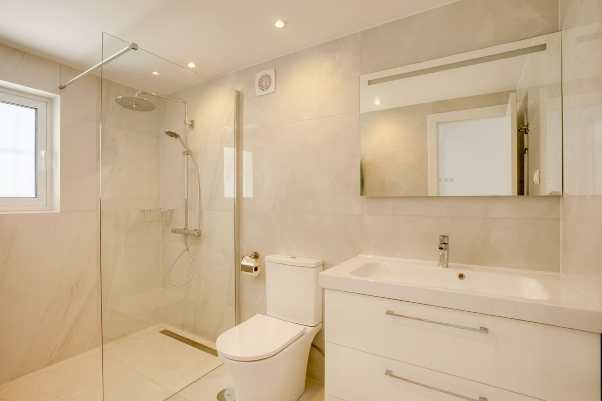 Wiederverkauf - Villa - Estepona - Estepona Centro