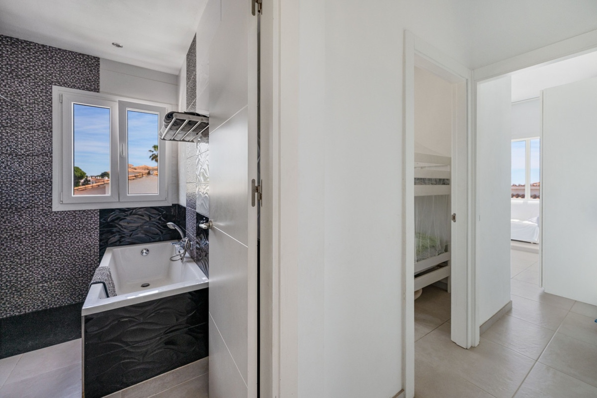 Wiederverkauf - Villa - Estepona - Estepona Centro