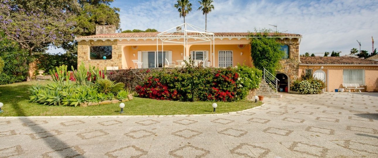 Wiederverkauf - Villa - Estepona - Estepona Centro