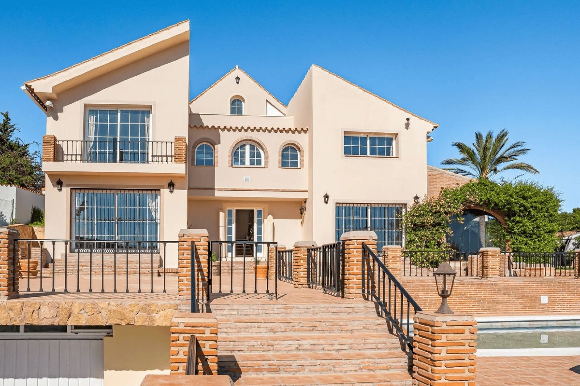 Wiederverkauf - Villa - Estepona - Estepona Centro