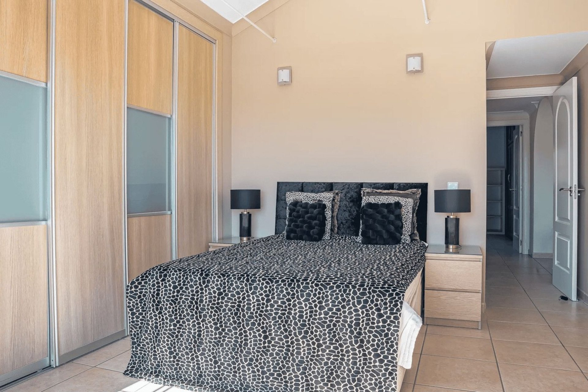 Wiederverkauf - Villa - Estepona - Estepona Centro