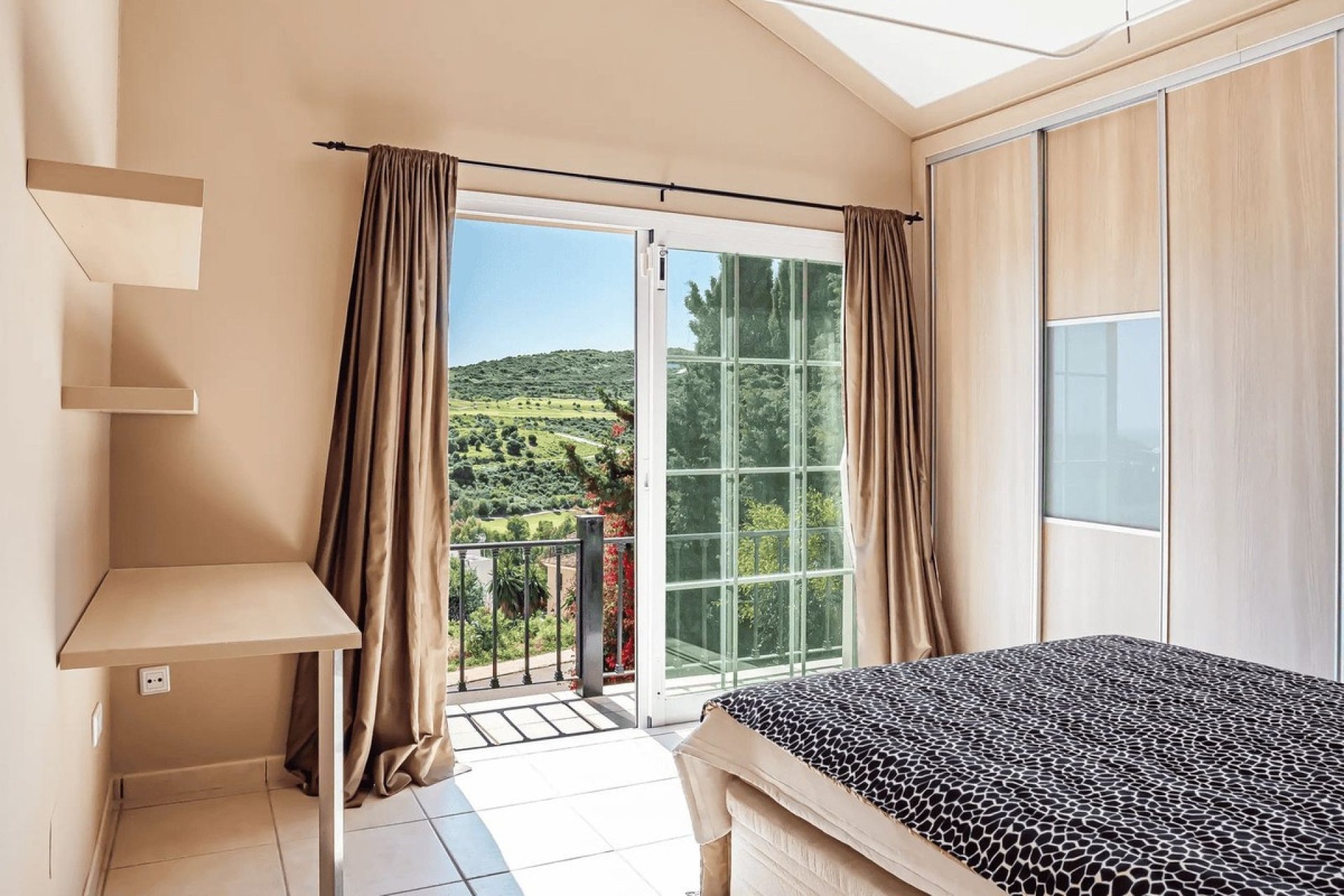 Wiederverkauf - Villa - Estepona - Estepona Centro
