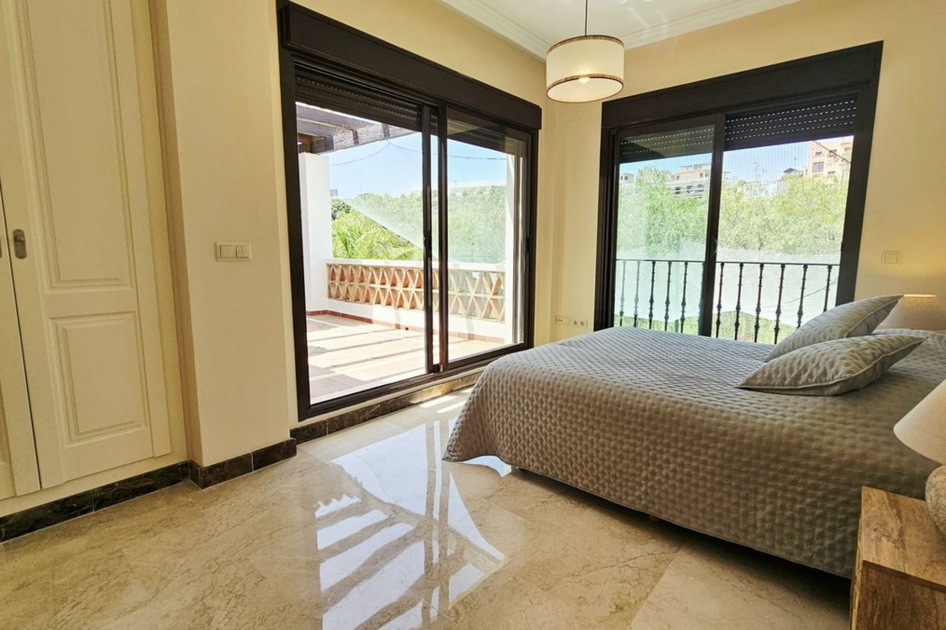Wiederverkauf - Villa - Estepona - Estepona Centro
